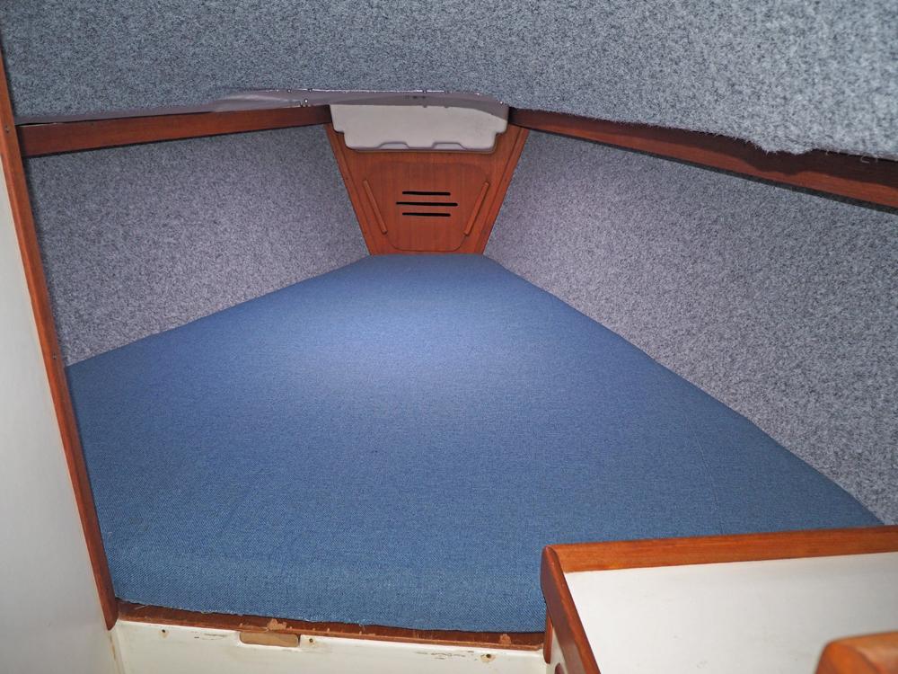 Cabin en avant, H&eacute;bergements